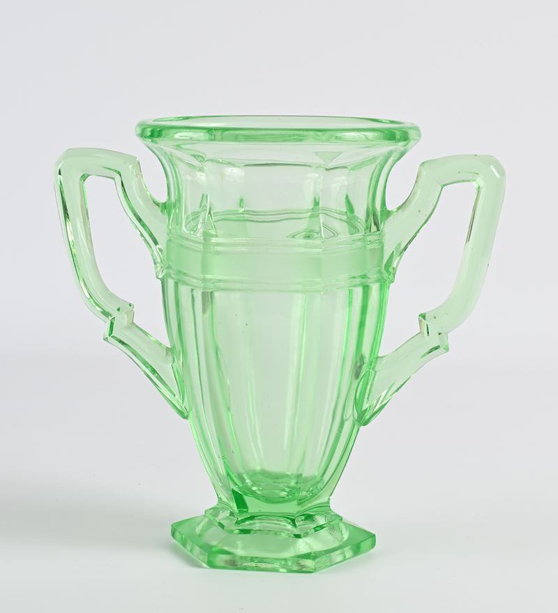 Coppa Biansata in Vetro Verde, XX Secolo