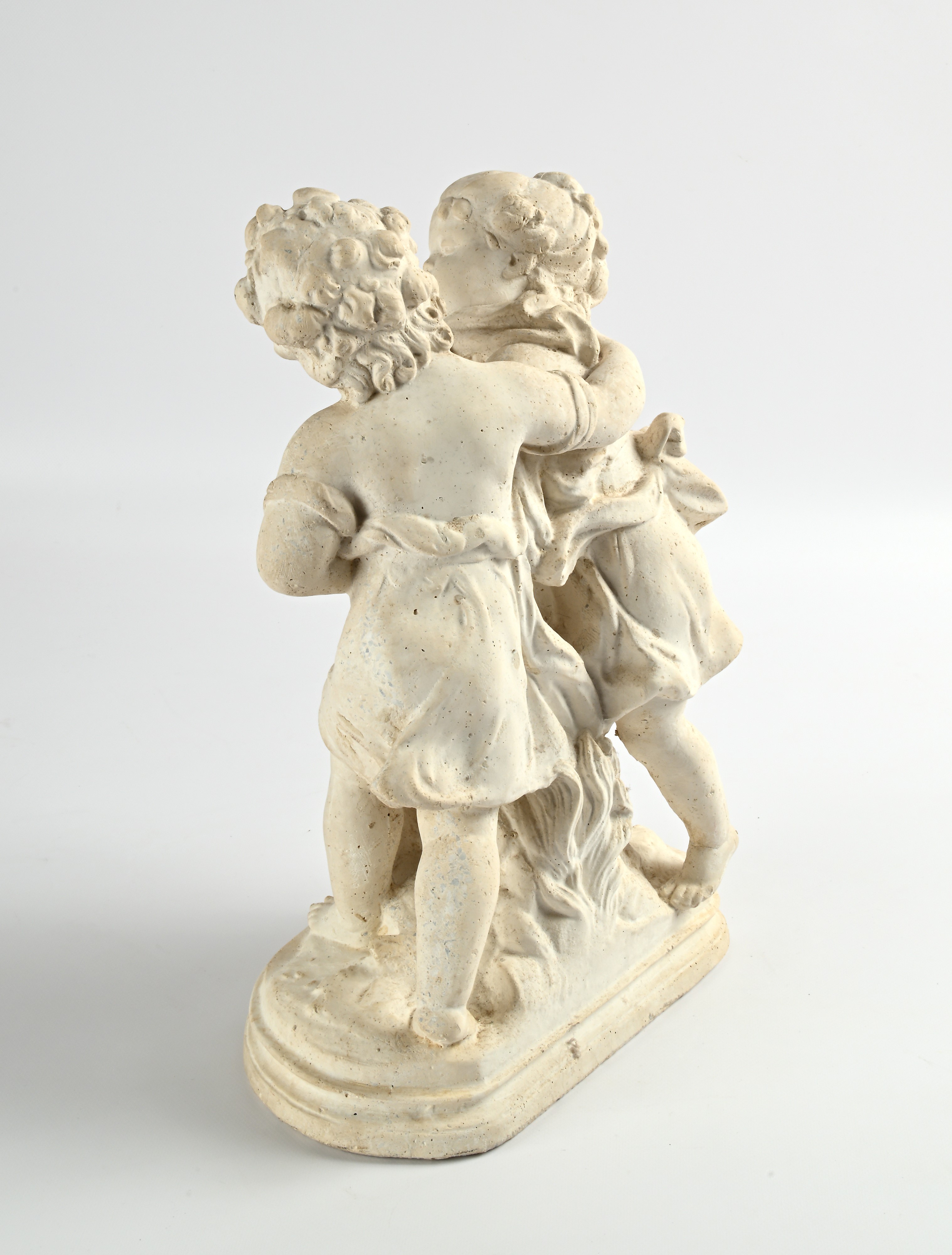 Gruppo in gesso alla maniera di Moreau, Due bambini, XX secolo