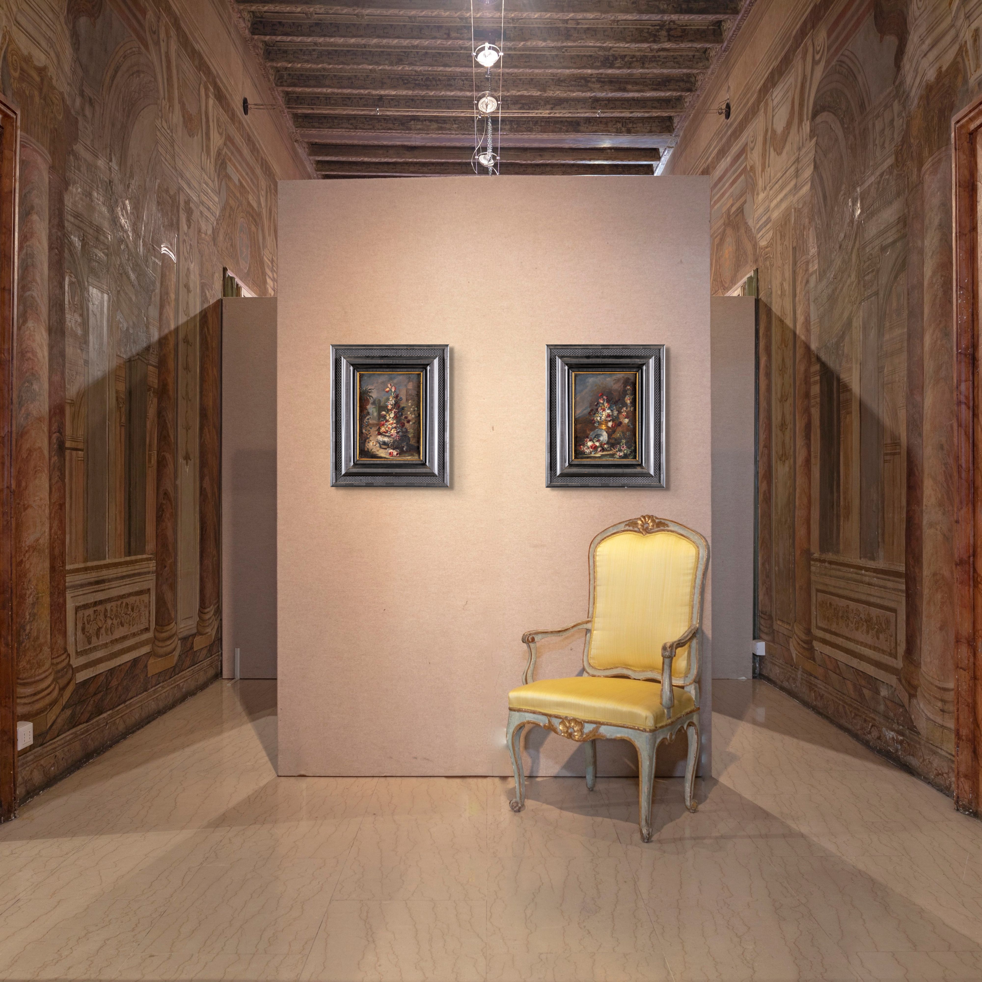 Pendant di nature morte con vasi di fiori