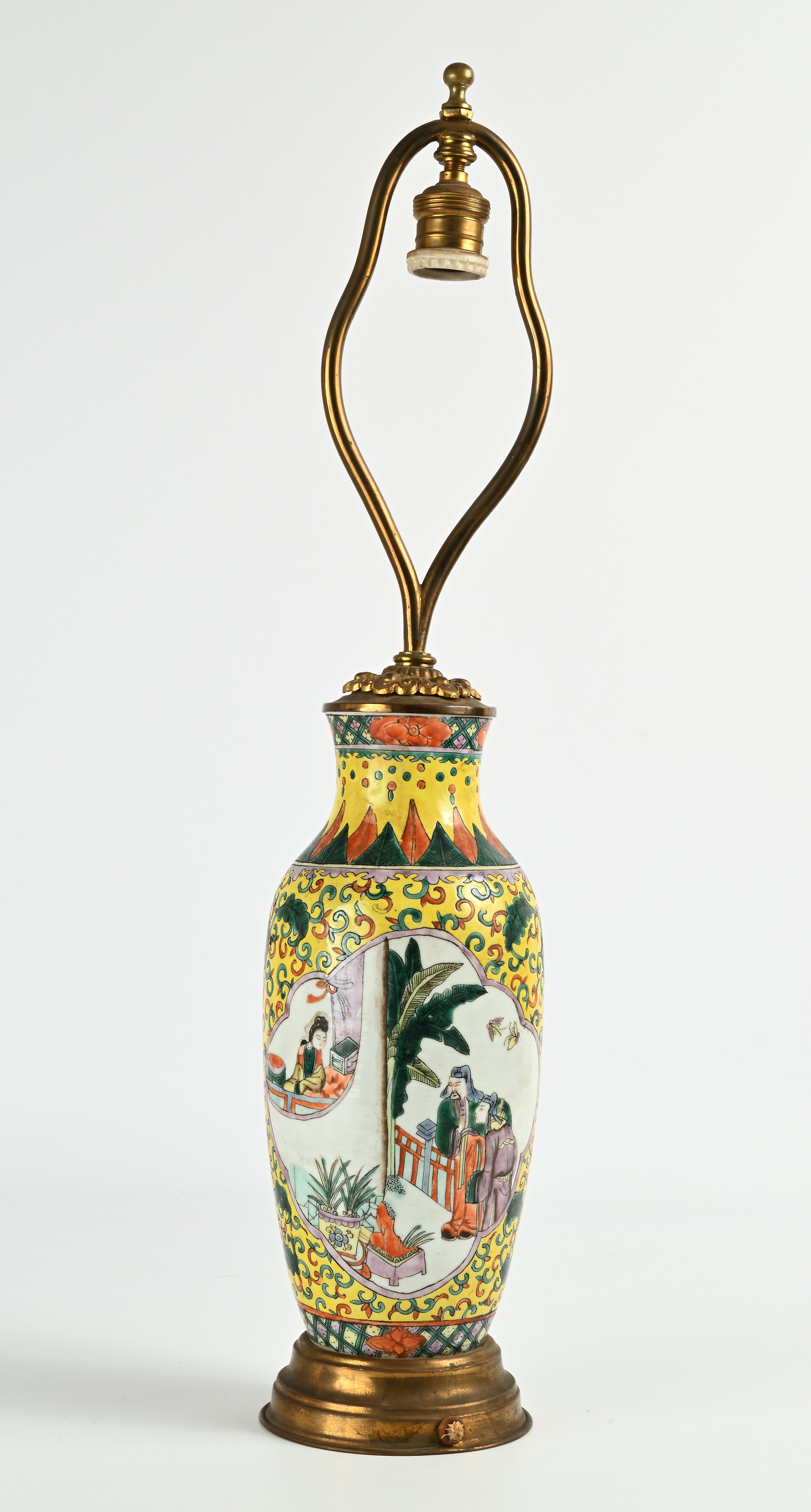 Vaso in porcellana policroma, Cina, fine dinastia Qing