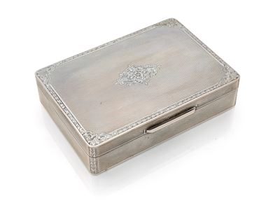Scatola rettangolare in argento 800/000, Firenze, dimensioni cm 3x13x9