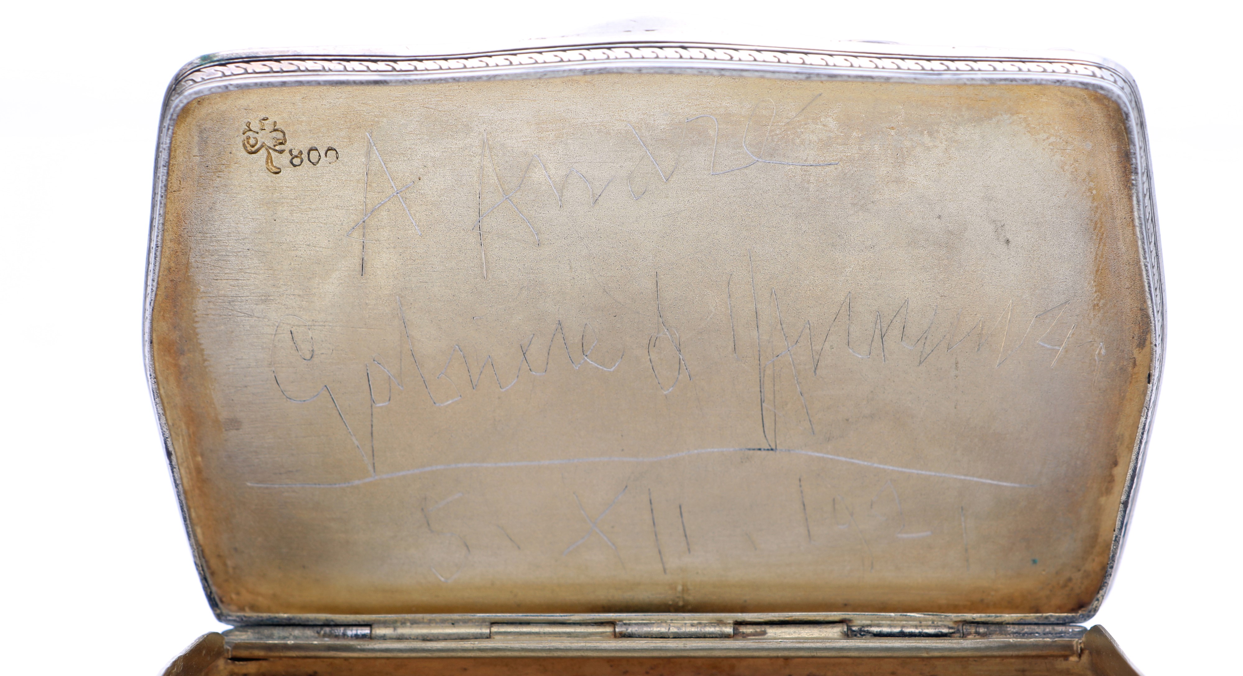 Tabacchiera in argento 800/000 con dedica autografa di Gabriele d'Annunzio