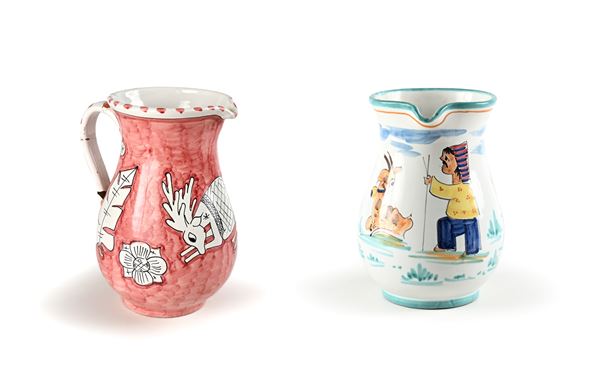 Lotto di due brocche in ceramica dipinta, Manifattura Vietri