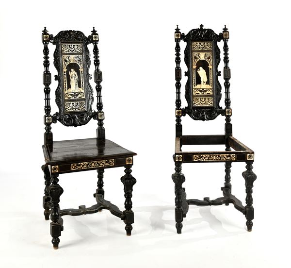 Coppia di sedie di gusto seicentesco in legno intarsiato, Lombardia, seconda metà del XIX secolo