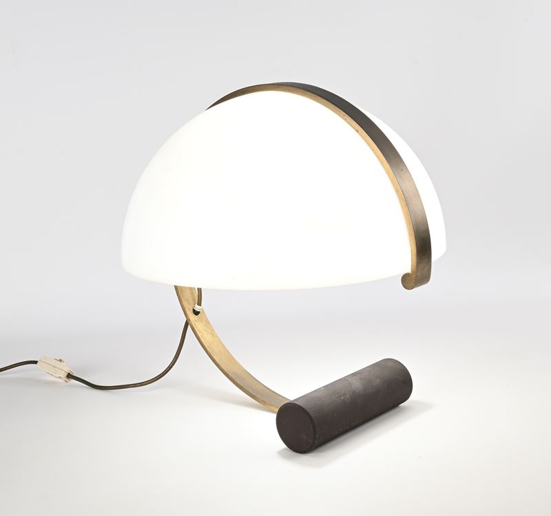 Lampada da tavolo, produzione Artimeta