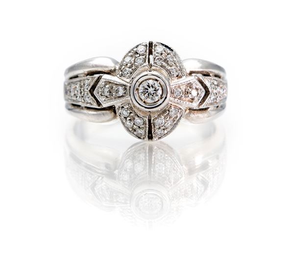 Anello in oro e brillanti