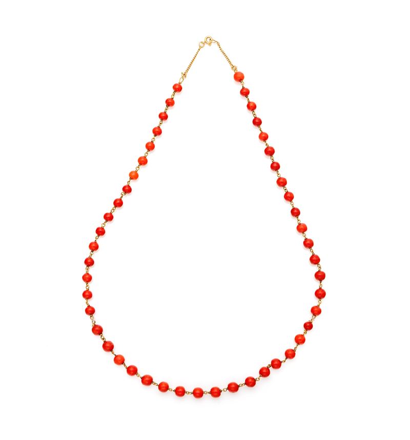 Collana in oro e corallo