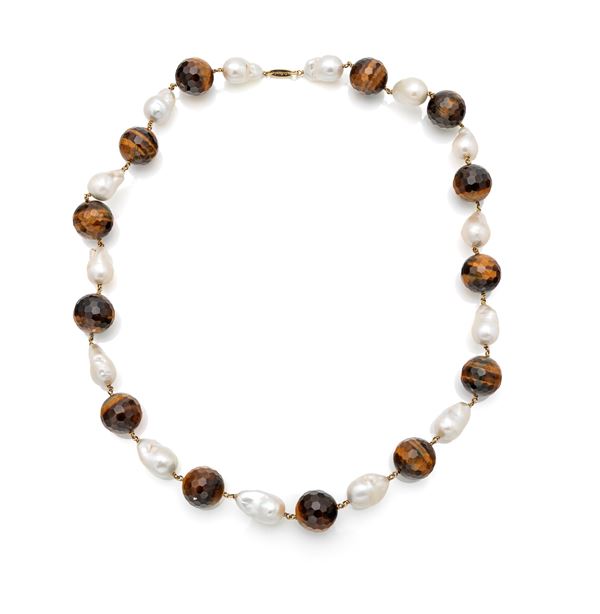 De Pascalis, Milano, collana in oro, perle e occhio di tigre