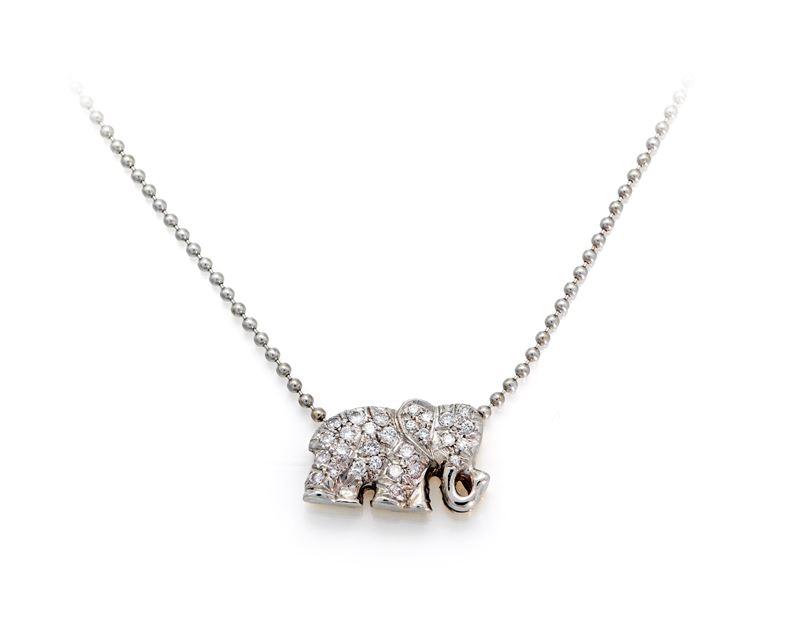 Collana Pendente con Elefantino in Oro e Brillanti