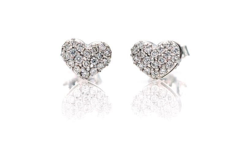 Coppia di Orecchini a Cuore in Oro e Brillanti