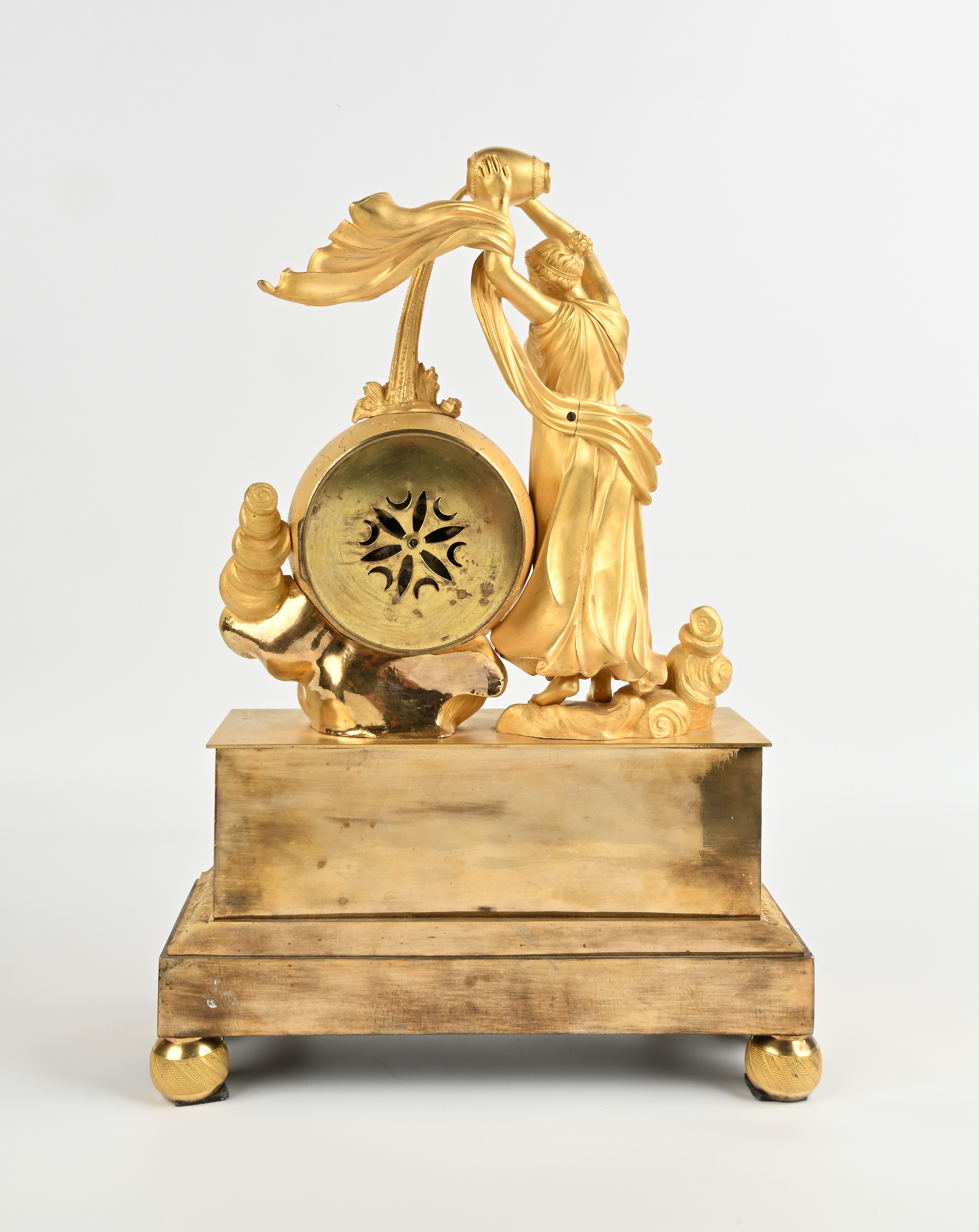 Parigina "Impero" in bronzo dorato, Francia, XIX secolo