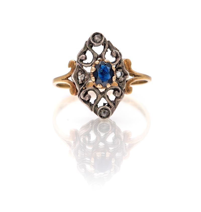 Anello Antico in Oro, Argento, Zaffiro e Diamanti