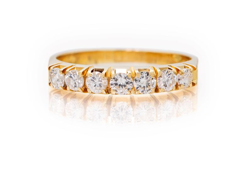 Anello a Riviera in Oro e Brillanti