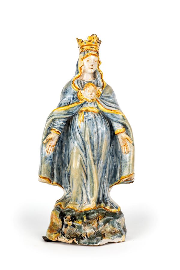 Madonna della Misericordia in maiolica policroma, XVIII secolo
