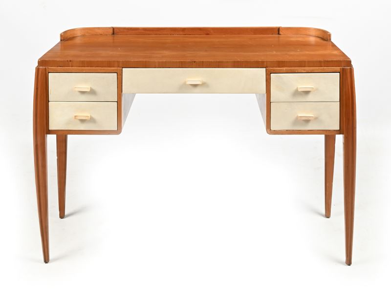 Delizioso scrittoio di manifattura Francese con 5 cassetti e due piani estraibili laterali