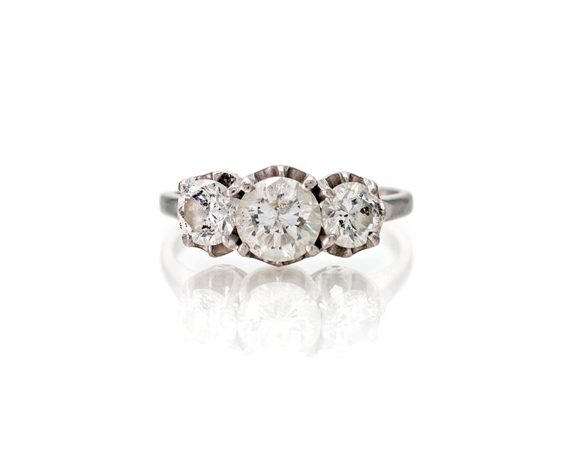 Anello a riviera trilogy in oro bianco e brillanti, misura 12