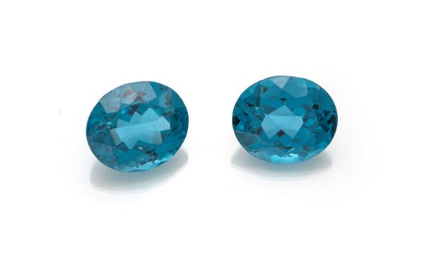 Coppia di topazi i taglio ovale London Blue ct 21,20