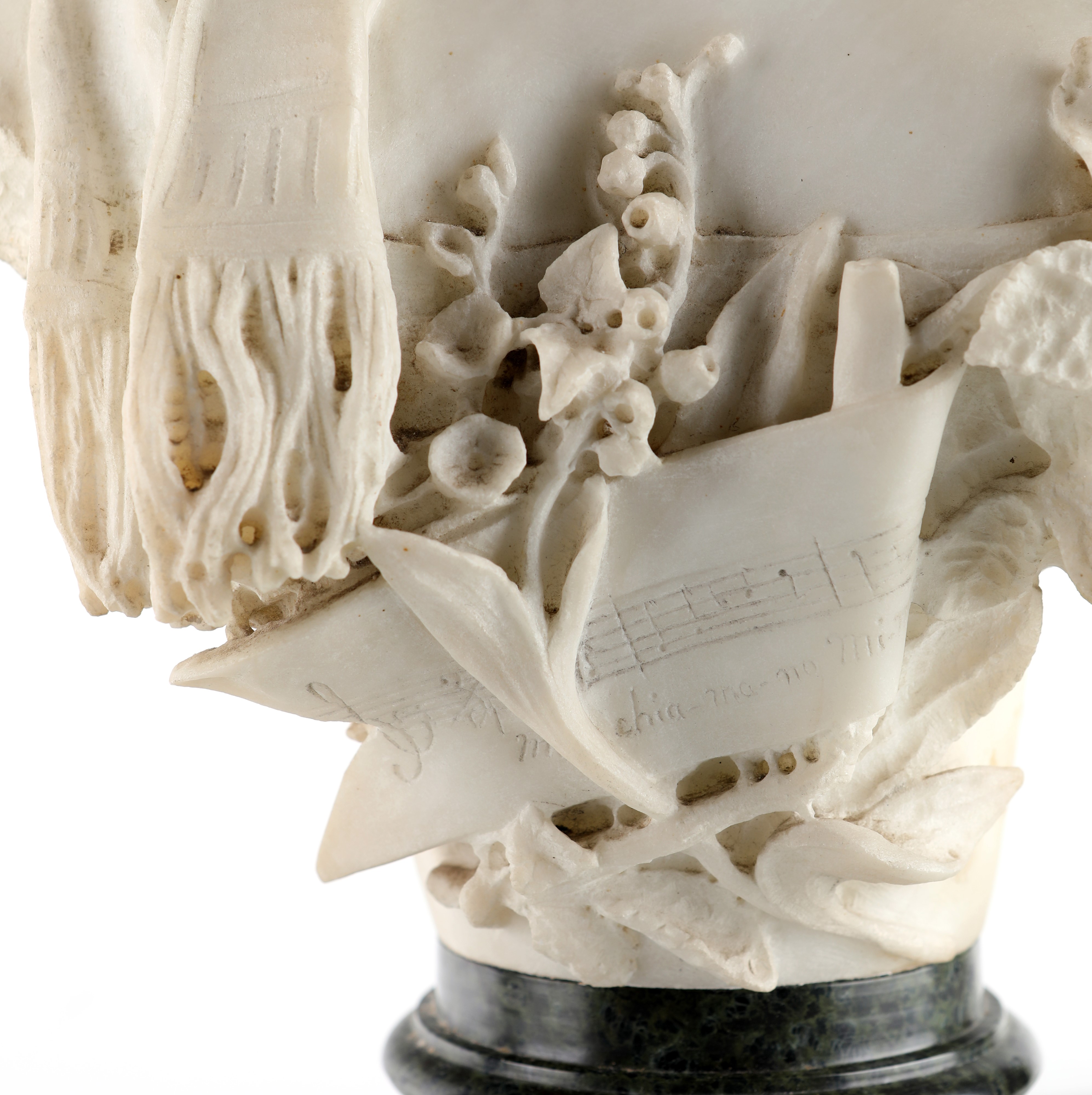 Scultore del XIX Secolo - Busto di giovinetta in marmo bianco