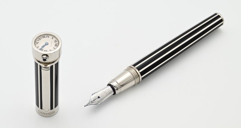 Cartier, Penna Stilografica Limited Edition ST190007, metallo placcato platino e lacca nera con o...