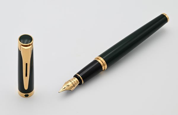 Waterman - Penna stilografica in metallo dorato e smalto  - Asta ASTA A TEMPO - Penne e Accessori da Scrivania - Casa d'Aste Arcadia
