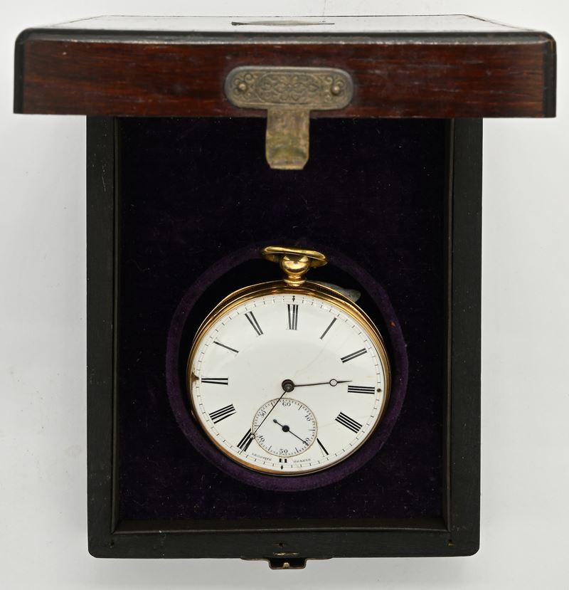 Le Comte a Genève, Orologio da tasca in oro giallo con scappamento a cilindro e carica a chiavett...