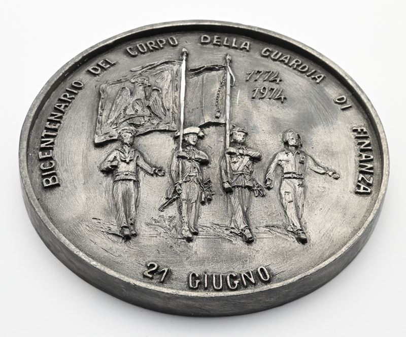 Grande Medaglia in Piombo per il Bicentenario della Guardia di Finanza 1774/1974. Legione di Anco...