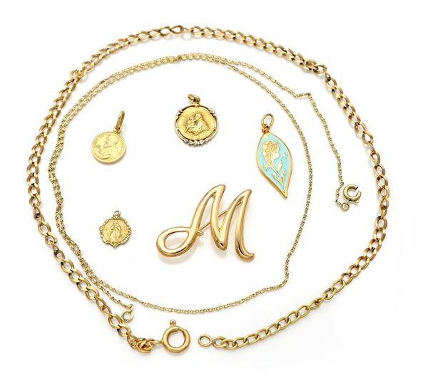 Lotto di 7 oggetti in oro