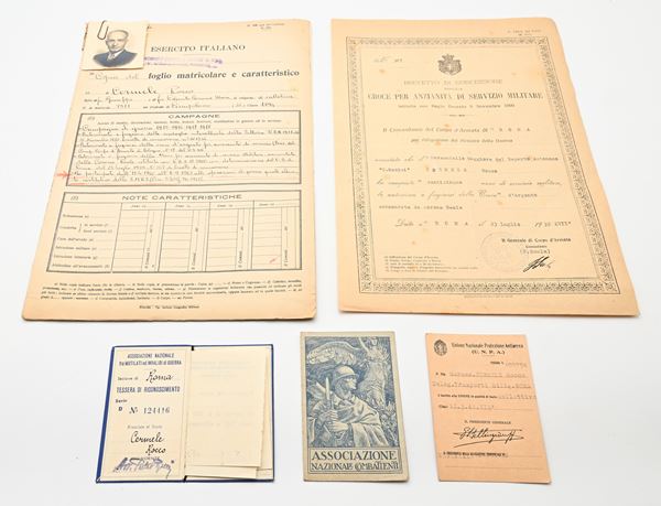  Regio Esercito italiano: Diploma per Croce di 25 anni di anzianità; Copia del Foglio matricolare; Tessera Associazione Nazionale Combattenti e Tessera Unione Nazionale Protezione Antiaerea. Tessera Associazione Nazionale Mutilati ed Invalidi di Guerra