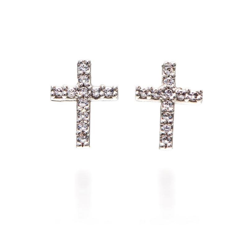 Coppia di orecchini in oro bianco 750/000 e brillanti a forma di croce