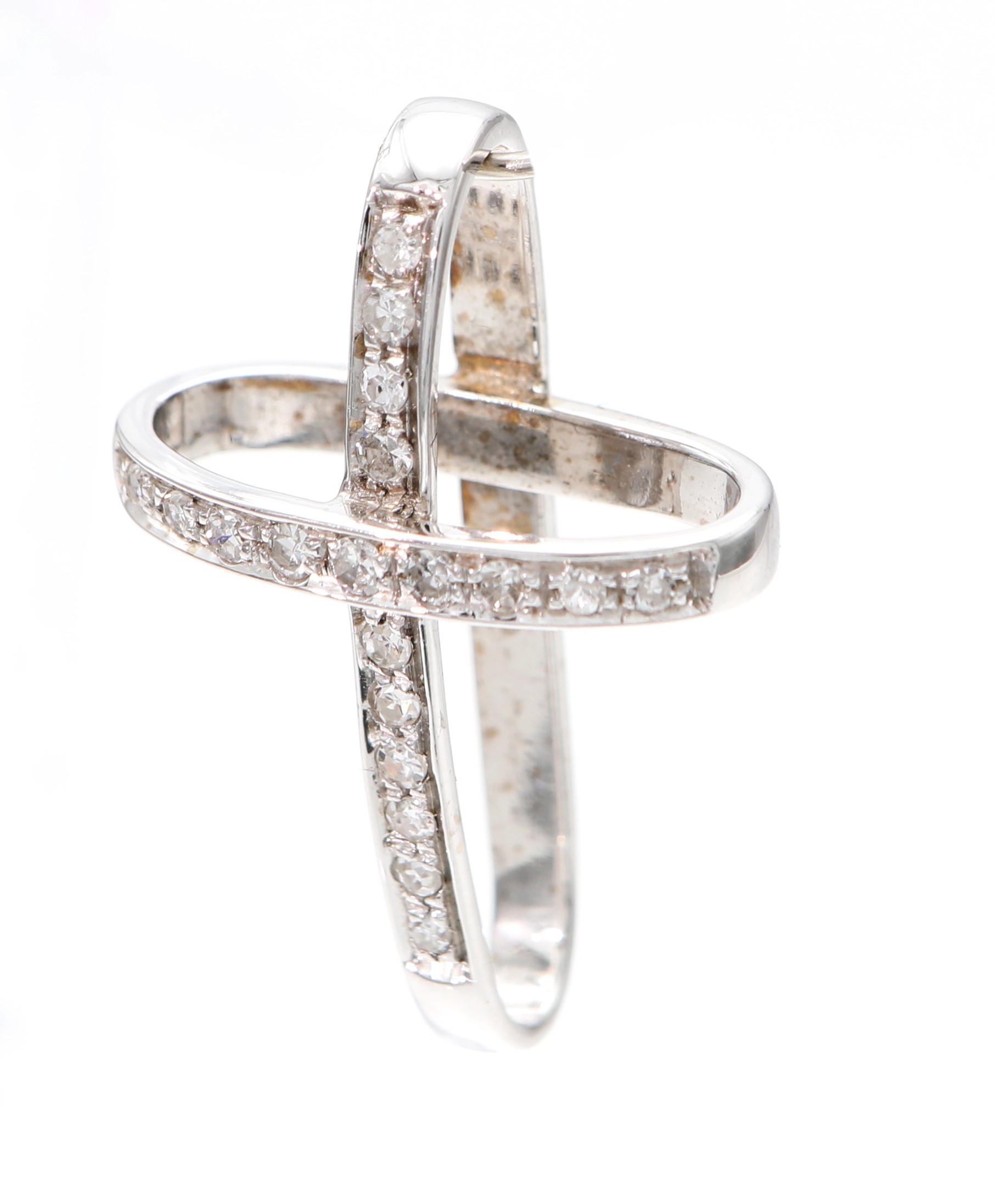 Pendente a croce, oro bianco 750/000 con brillanti