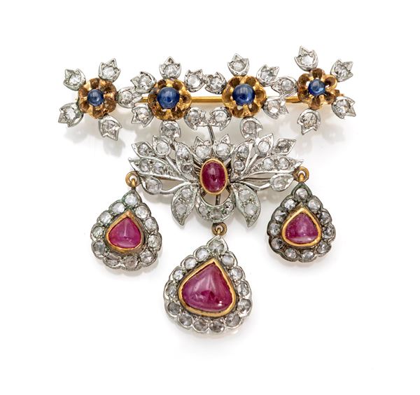Spilla in oro, argento, diamante, zaffiri e rubini