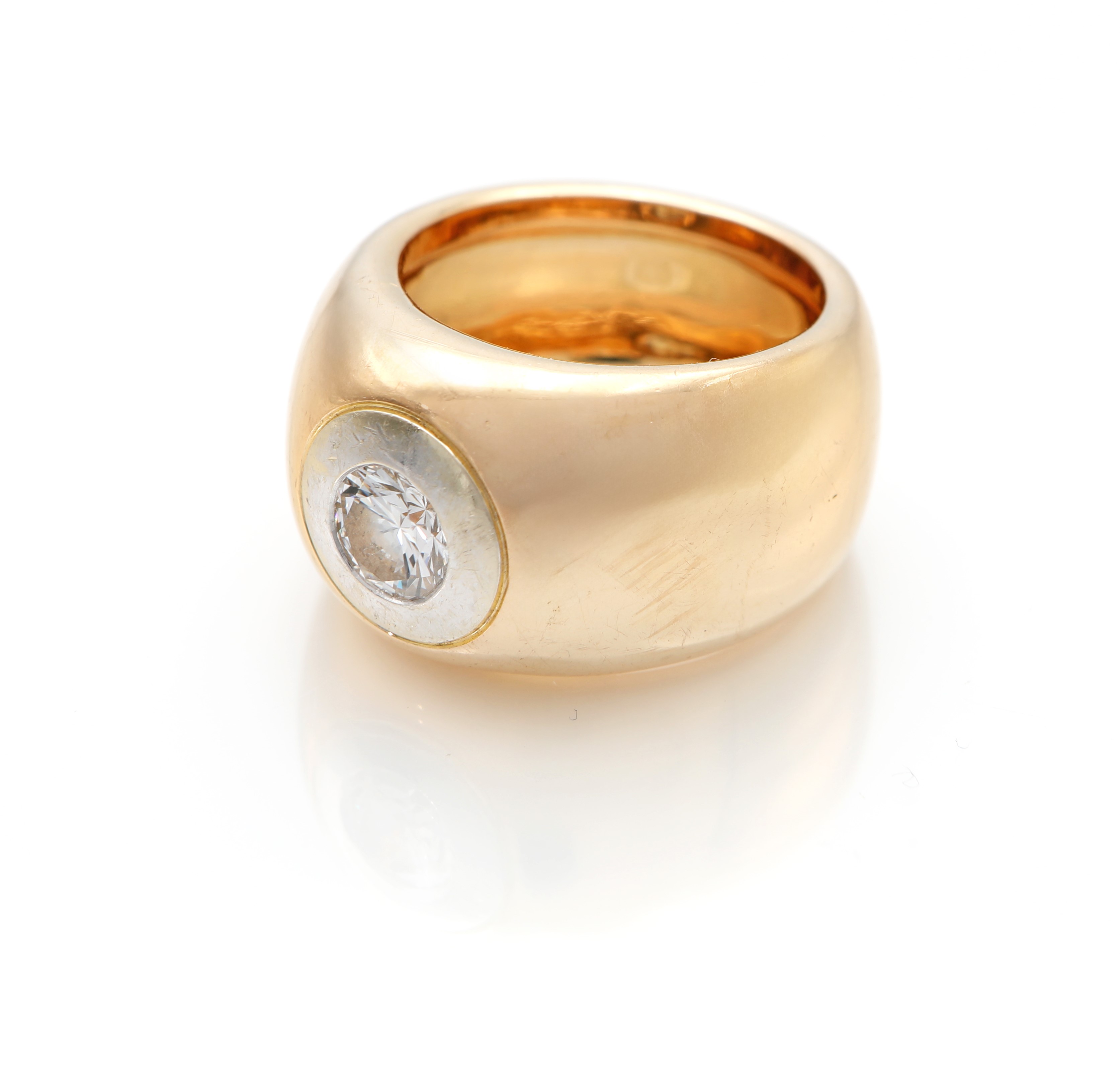 Pomellato, anello in oro e brillante solitario