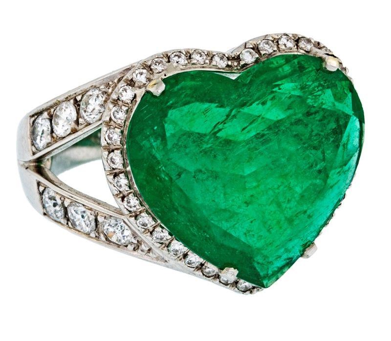 Anello con Smeraldo a Cuore e Brillanti