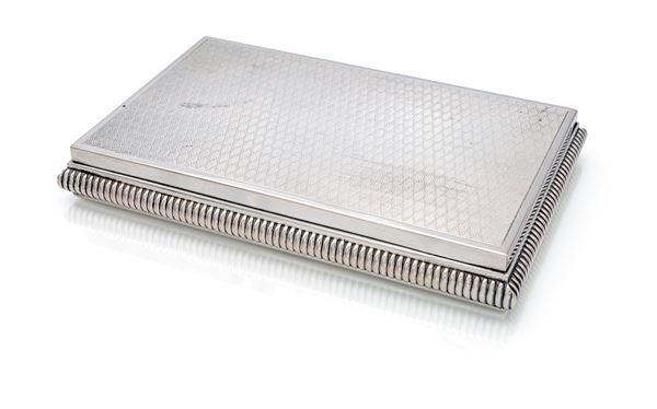 Scatola da tavolo portasigarette in legno e argento