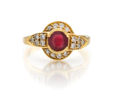 Anello in oro 750/000 con rubino e brillanti, misura 17