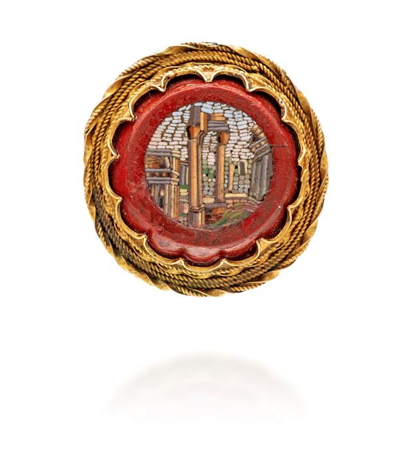 Ciondolo in oro con micromosaico