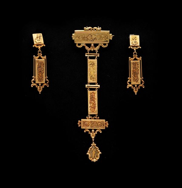 Manifattura Castellani, spilla da petto e coppia di orecchini in oro in stile millefiori