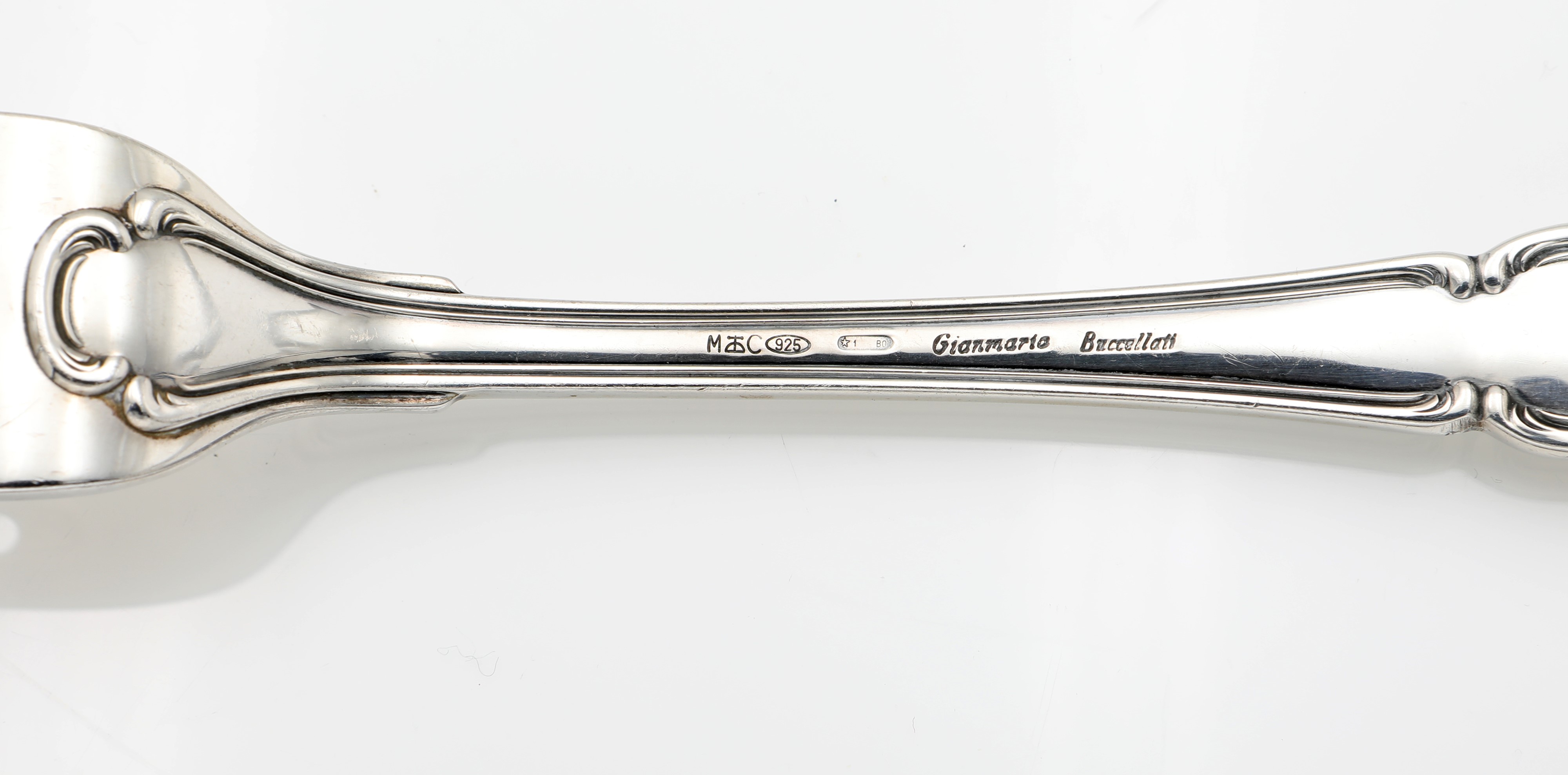 Argenteria Clementi e Gianmaria Buccellati - Servizio di posate in argento da otto posti con dopp...