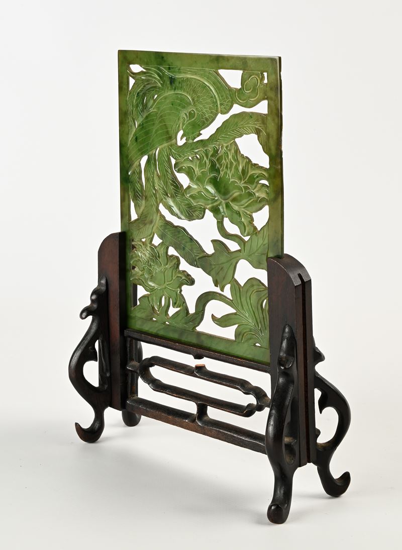 Intaglio in giada verde, Cina, XX secolo