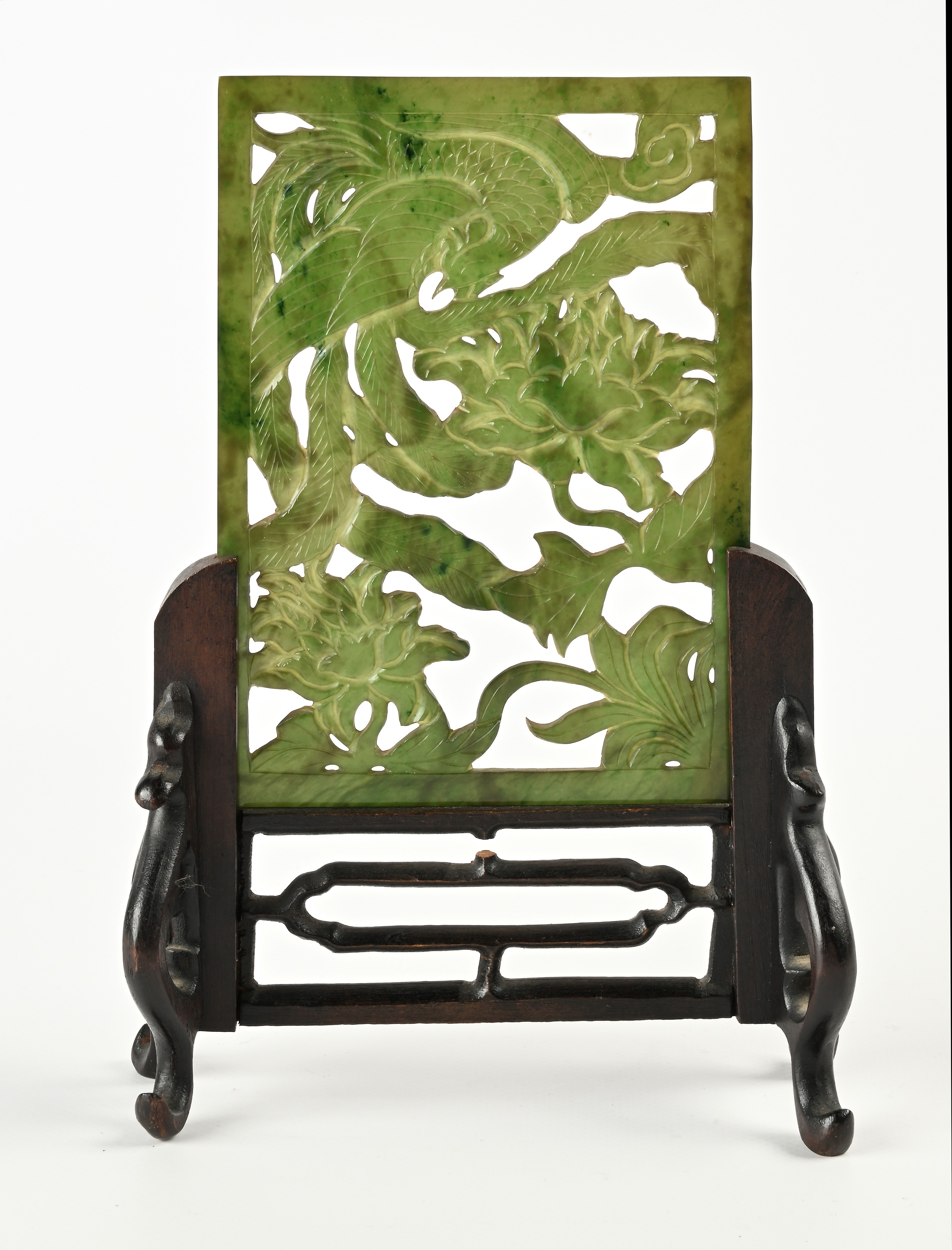 Intaglio in giada verde, Cina, XX secolo