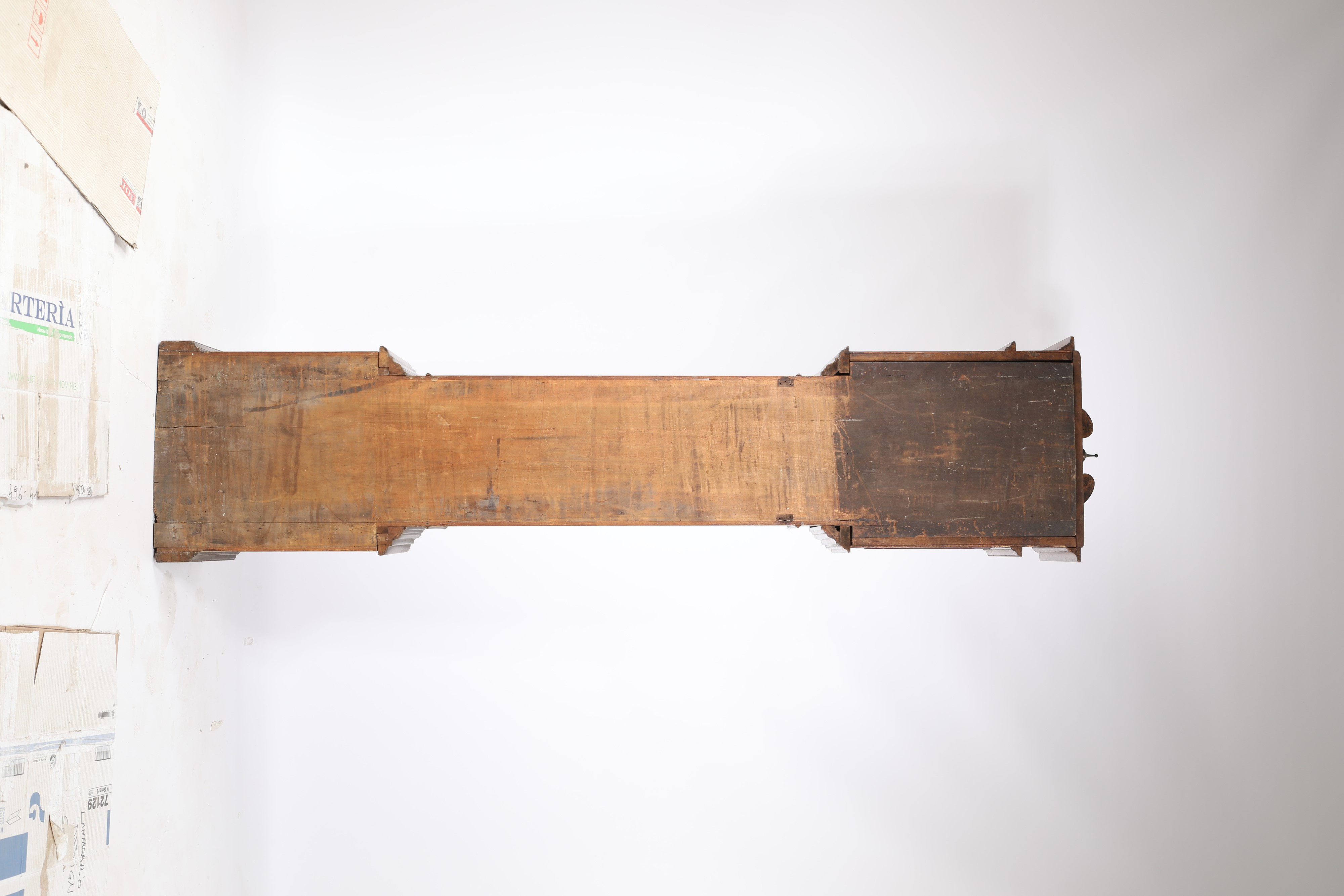 Orologio a torre in legno intarsiato, XIX secolo, cm 230x53x34