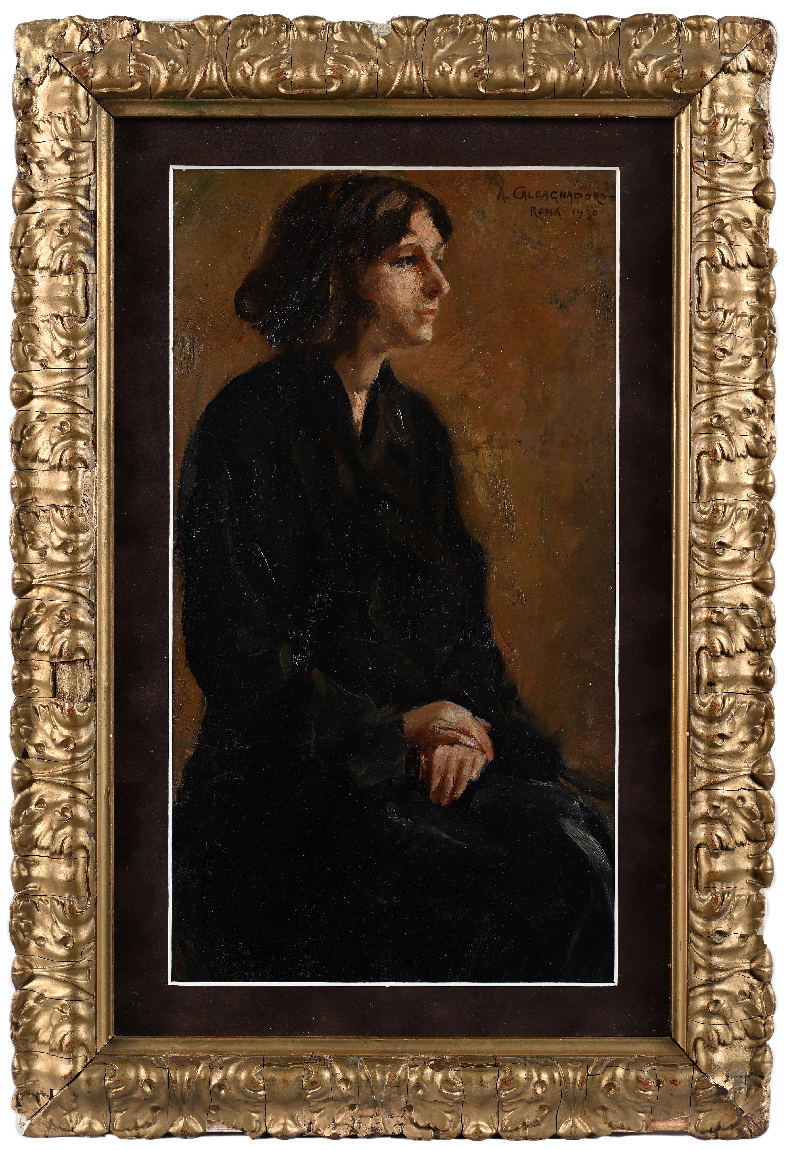 Giovane signora in nero