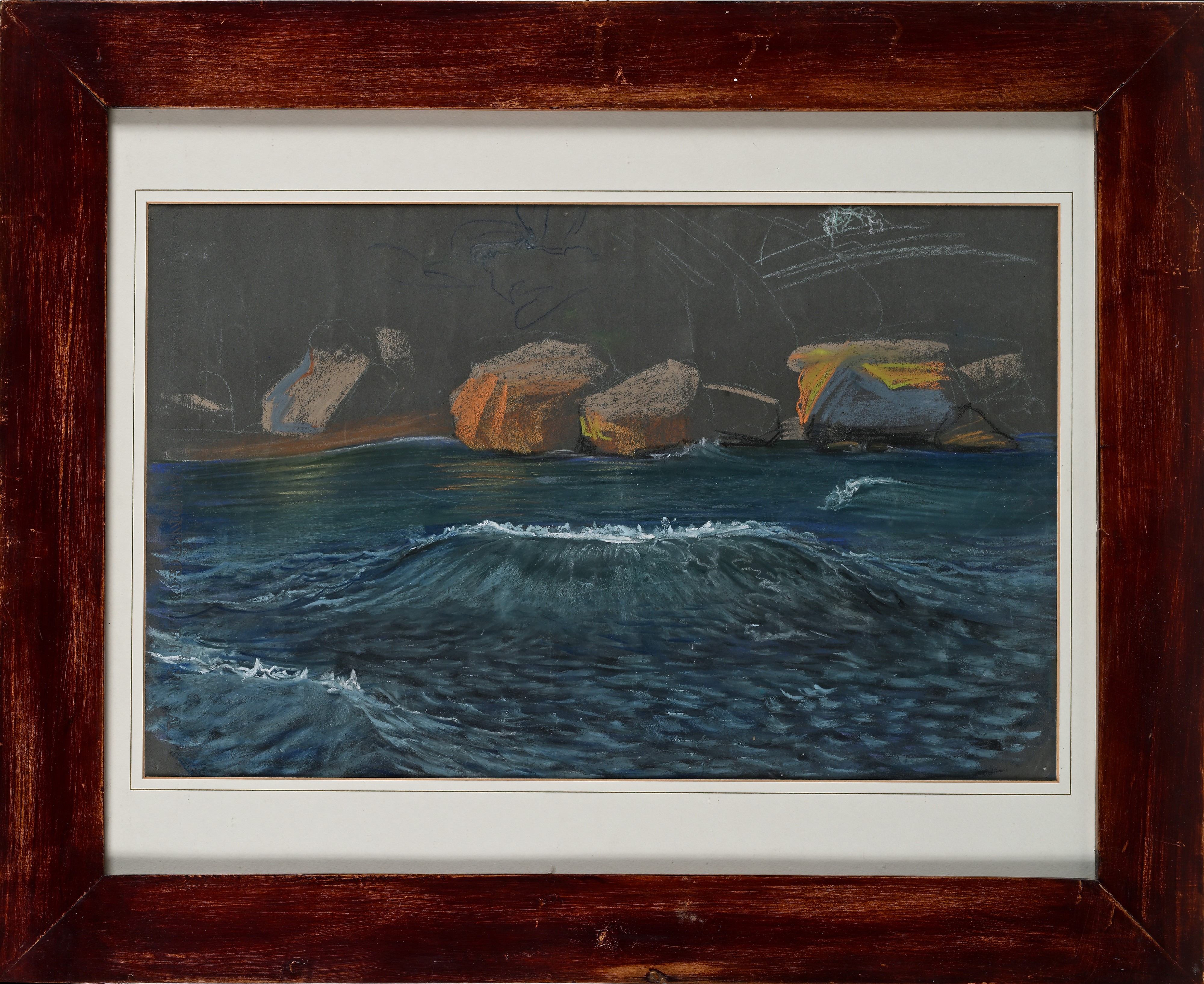 Onde e scogli in mare