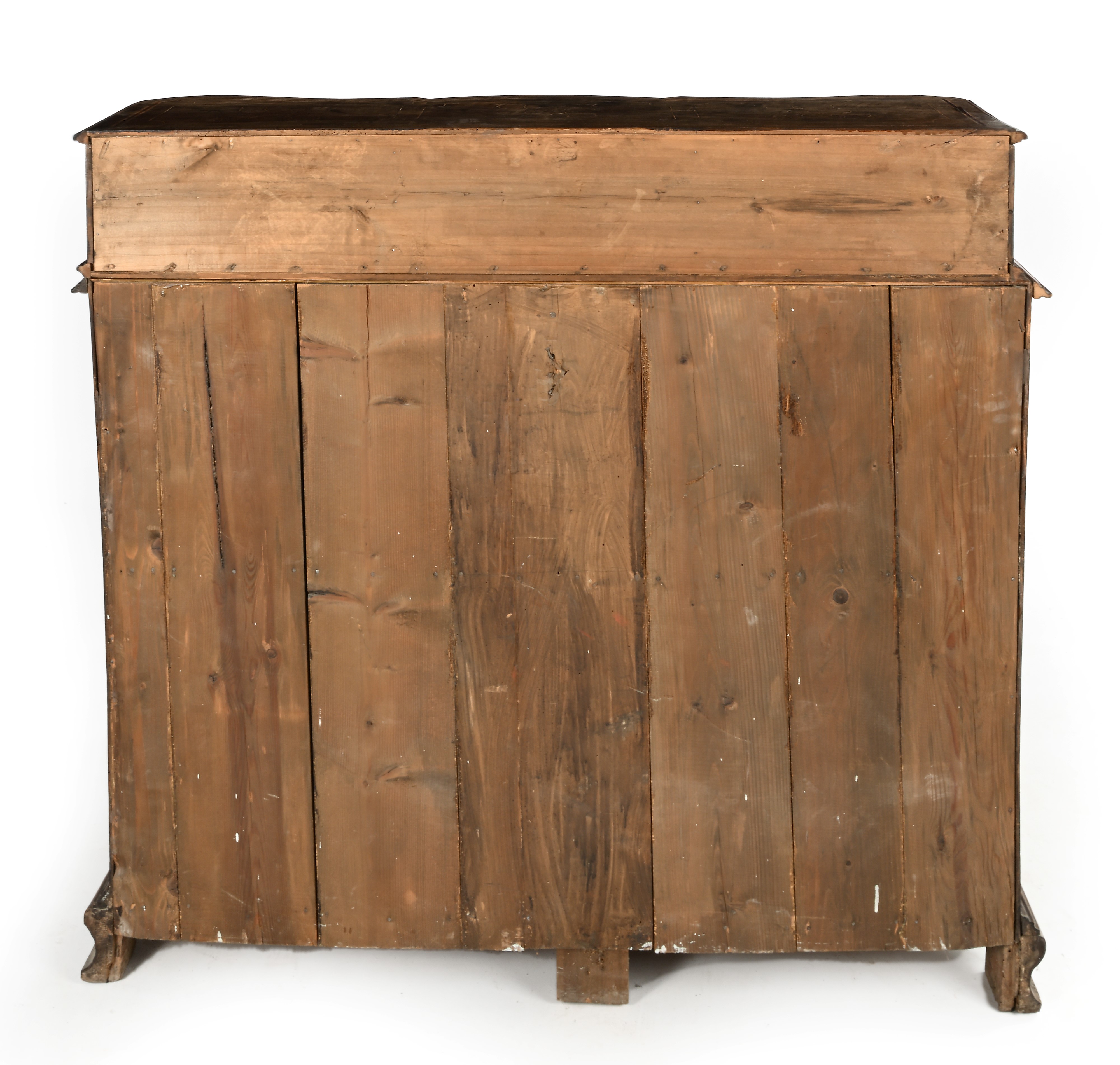 Cassettone con alzata in legno intarsiato, Lombardia, XVII secolo