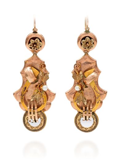 Coppia di orecchini borbonici in oro giallo a basso titolo e pietre decorative