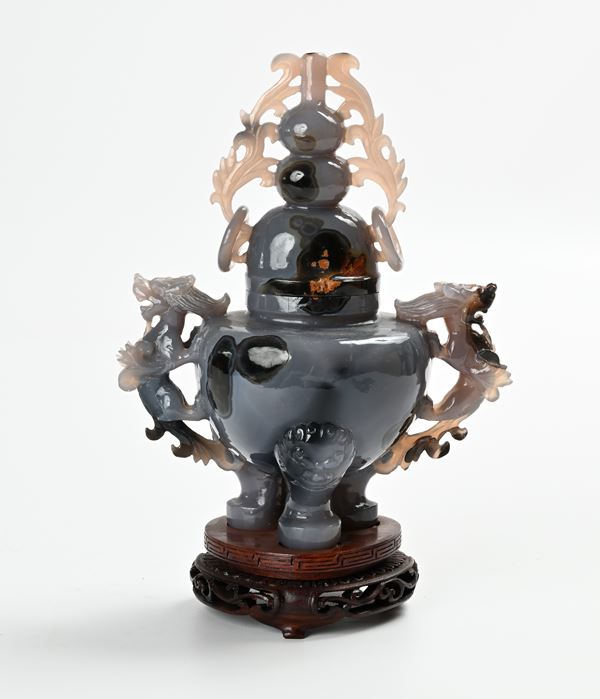 Incensiere tripode in agata/calcedonio blu con coperchio e base in legno