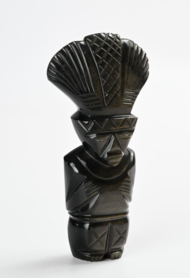 Intaglio in ossidiana raffigurante un guerriero precolombiano, XX secolo