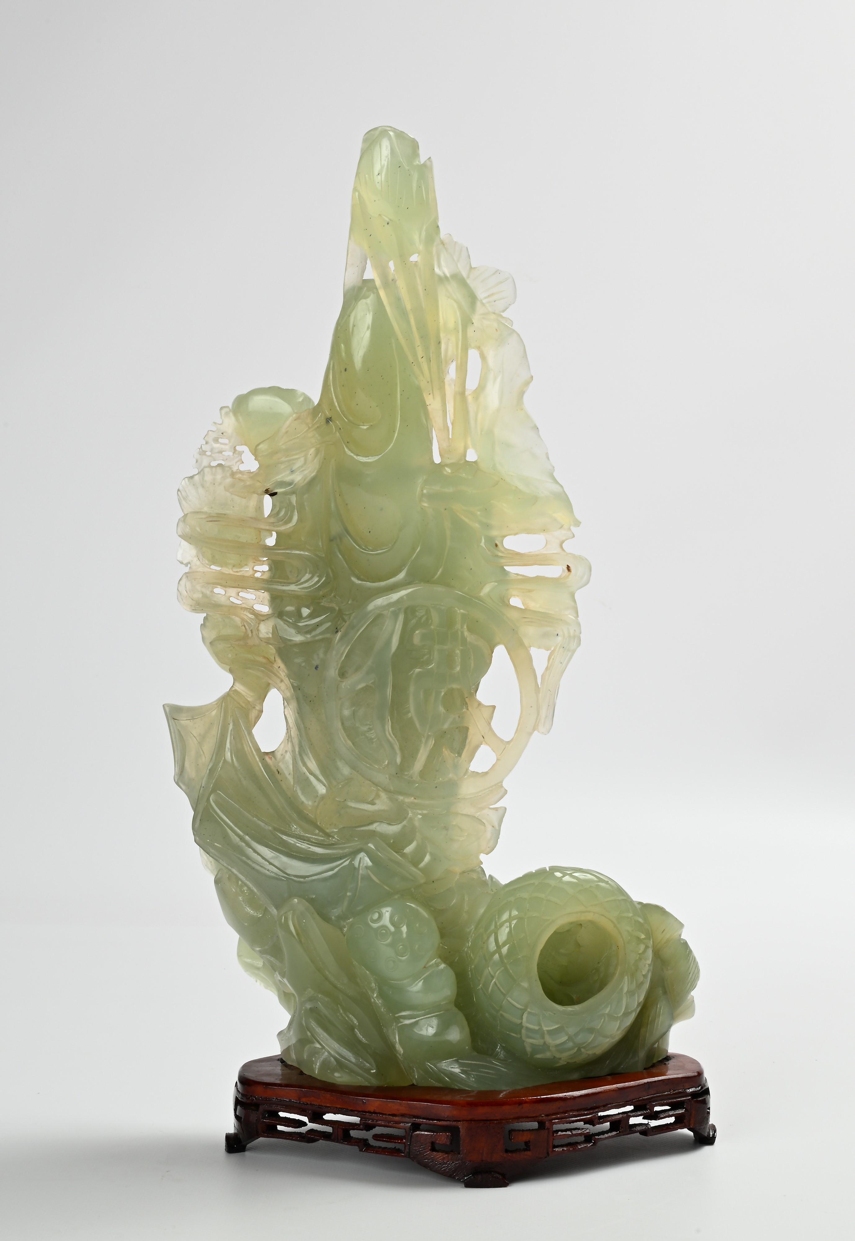 Grande intaglio in giada, seconda metà del XX secolo