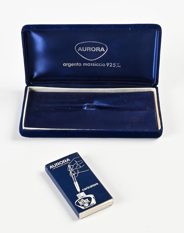 Astuccio originale Aurora per stilografica Argento Massiccio 925/000. Con caricatore a stantuffo nuovo entro originale