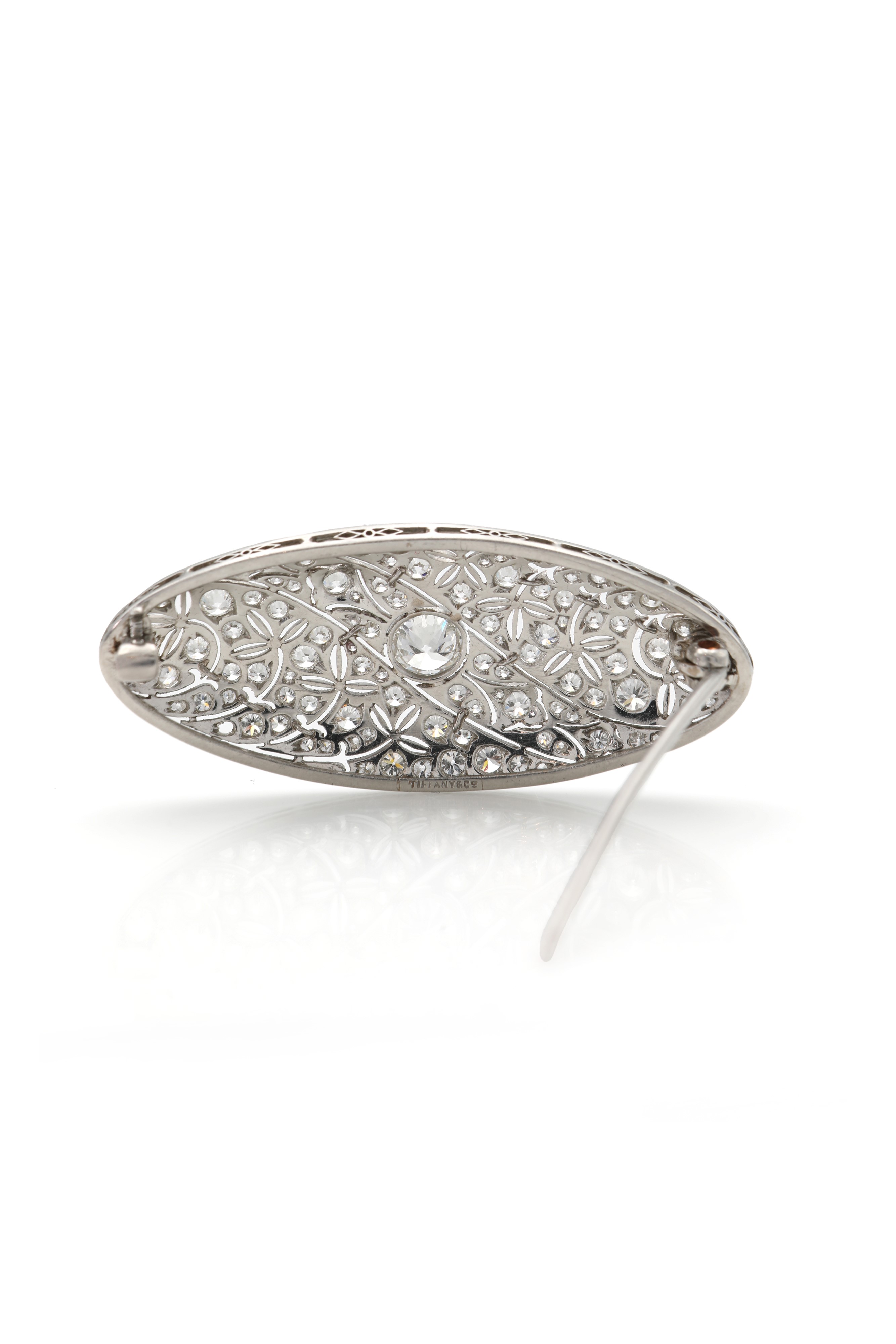 Tiffany, spilla art decò in oro e brillanti